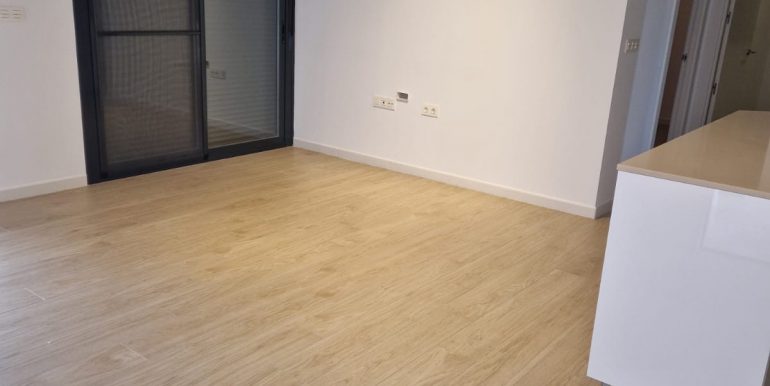 8cce7368-6b2e-4aa4-a3da-030541f2444b